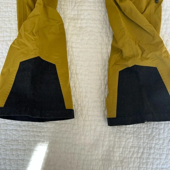 Outdoor Research Mustard Yellow Hemisphere Goretex Ski Bib - Picture 8 of 15